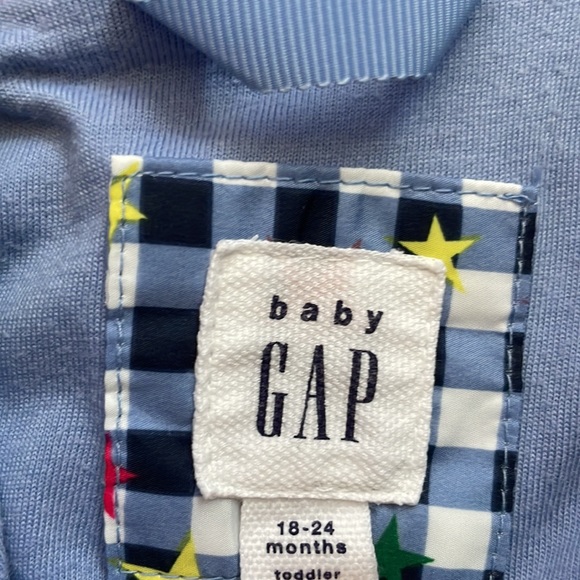 baby GAP Rain jacket - Picture 2 of 6